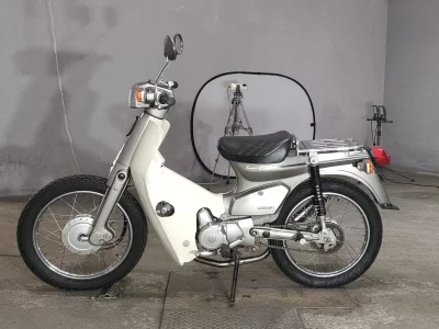 Honda SUPER CUB90