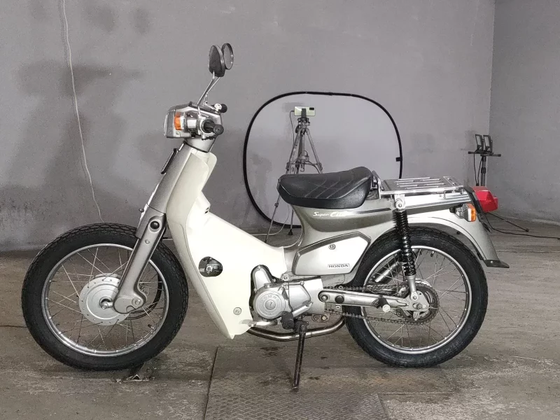 Honda SUPER CUB90
