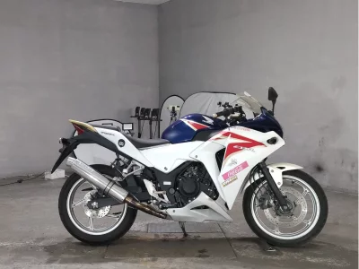 Honda CBR250R