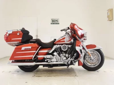 Harley-Davidson HARLEY FLHTCU1580CVO