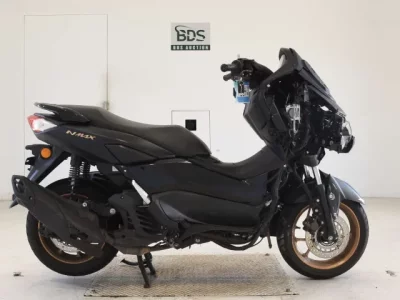Yamaha NMAX-2