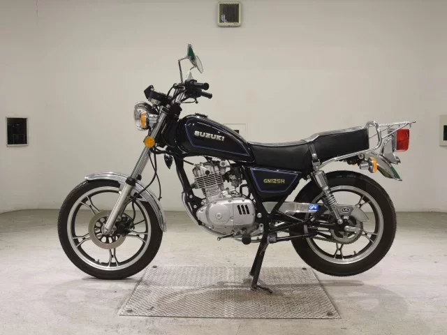 Suzuki GN125H