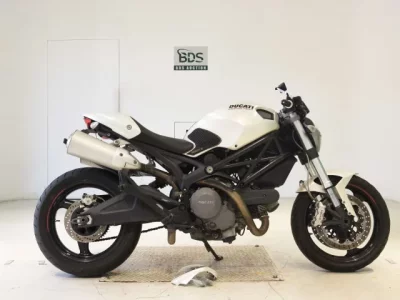 Ducati DUCATI MONSTER 696