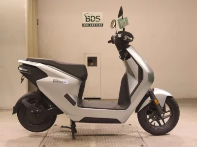 Honda EM1E: