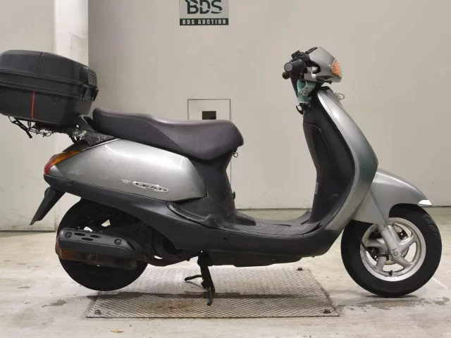 Honda LEAD 100