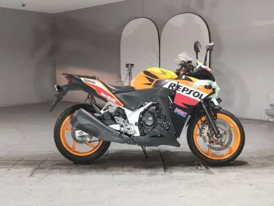 Honda CBR250R