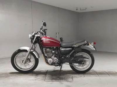 Honda CB223S