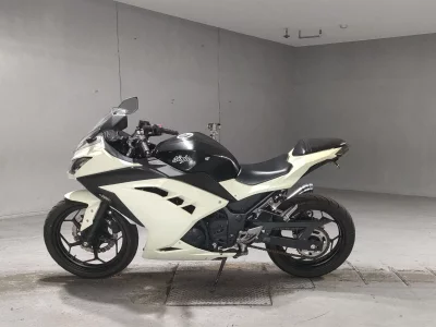 Kawasaki NINJA250