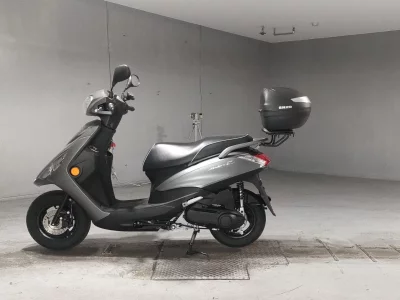 Yamaha AXIS Z