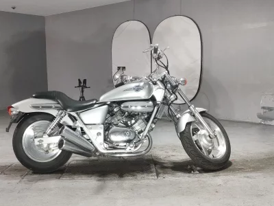 Honda MAGNA 250