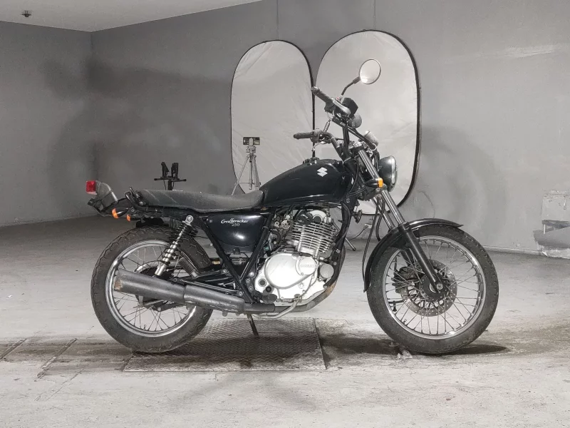 Suzuki GLASS TRACKER BIG BOY