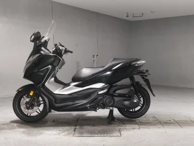 Honda FORZA