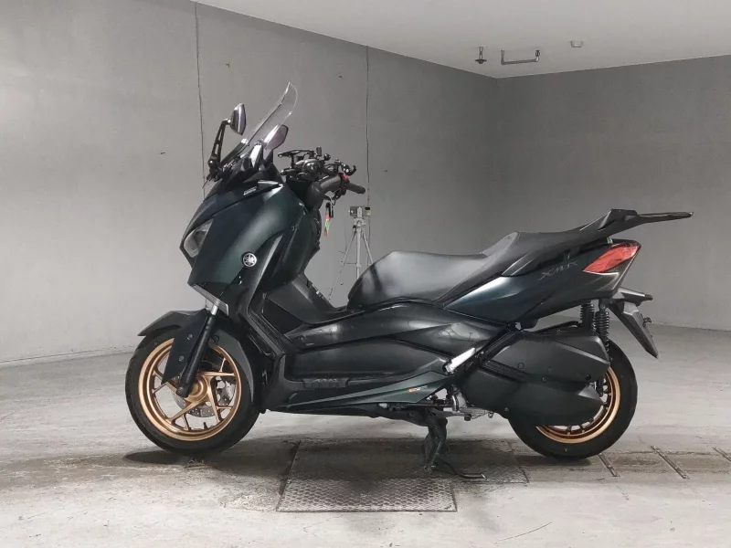 Yamaha X-MAX250
