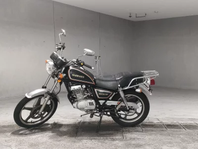 Suzuki GN125-2F