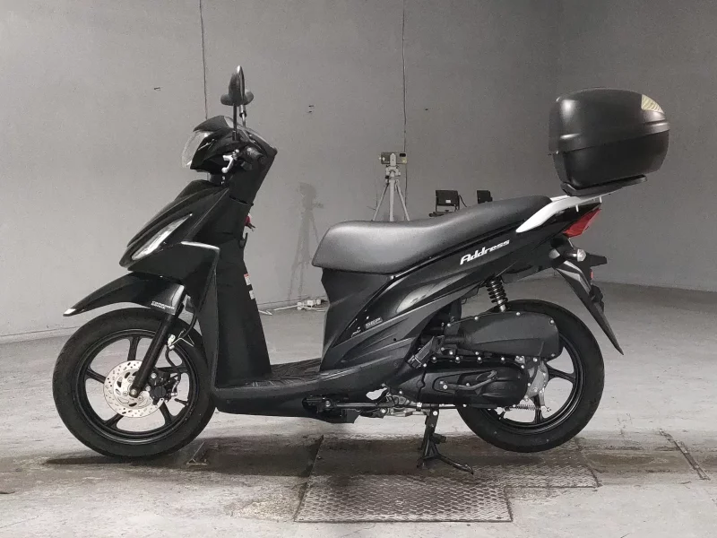 Suzuki ADDRESS V110
