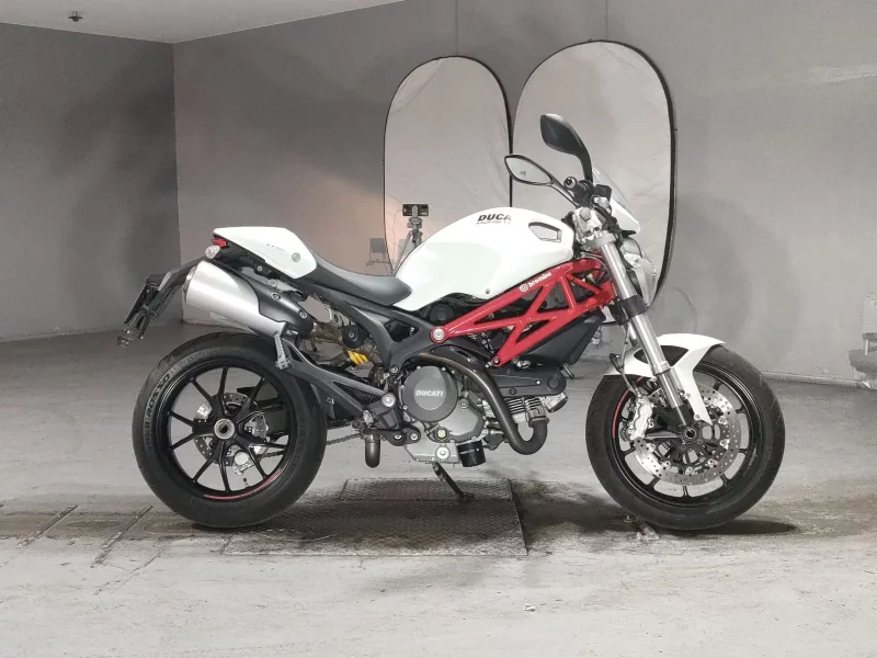 Ducati DUCATI MONSTAR 796