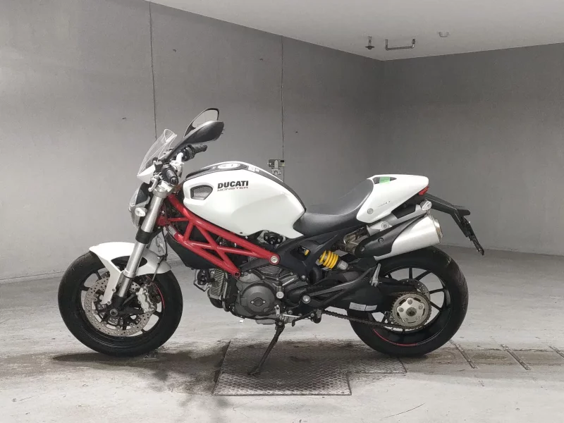 Ducati DUCATI MONSTAR 796