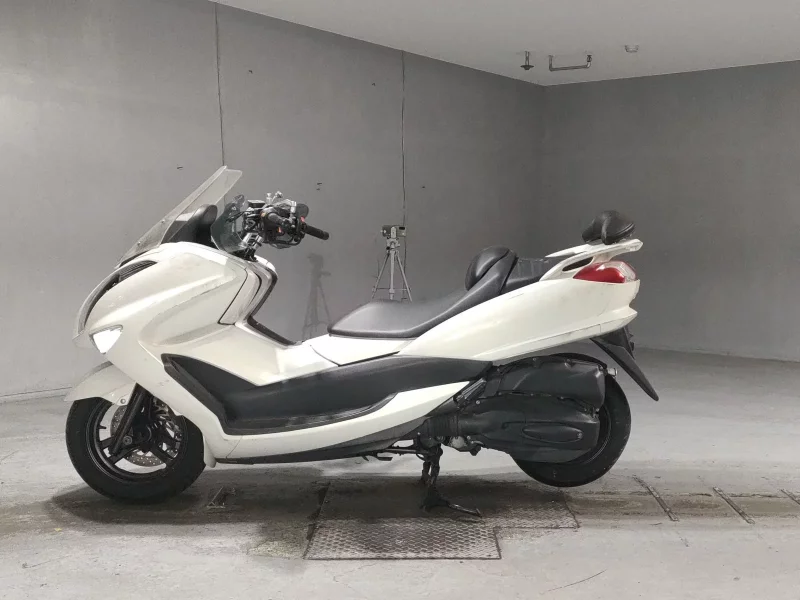 Yamaha MAJESTY 250