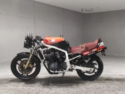 Suzuki GSX-R750