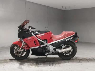 Kawasaki GPZ400R