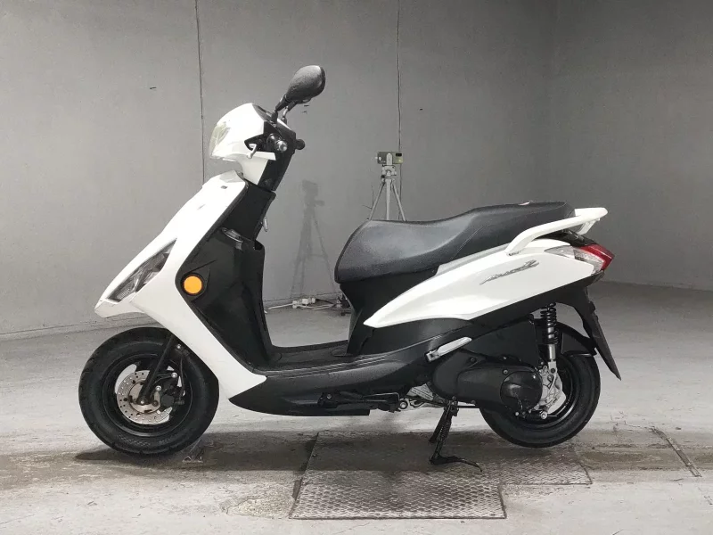 Yamaha AXIS Z