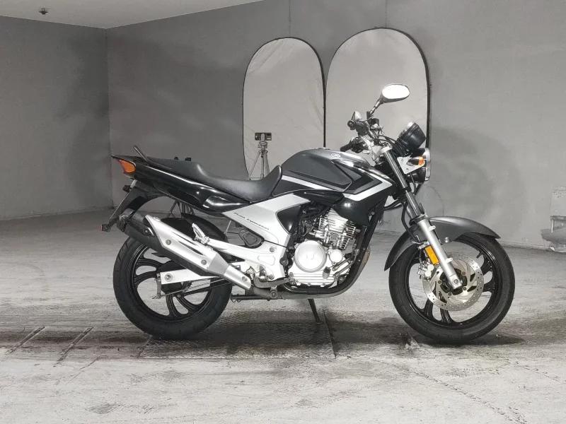 Yamaha YBR250