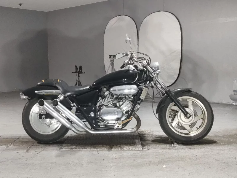 Honda MAGNA 250