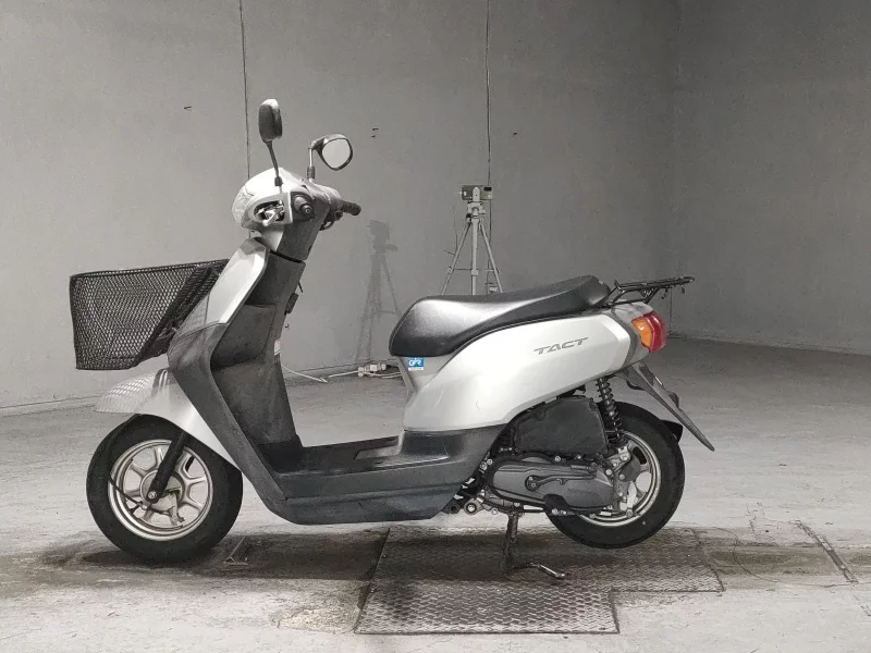 Honda TACT BASIC