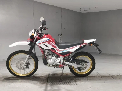 Yamaha SEROW 250