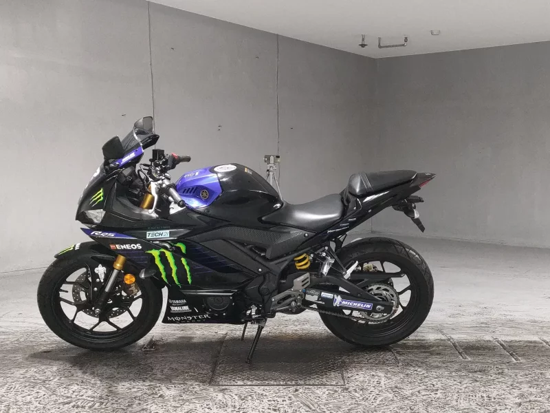Yamaha YZF-R25