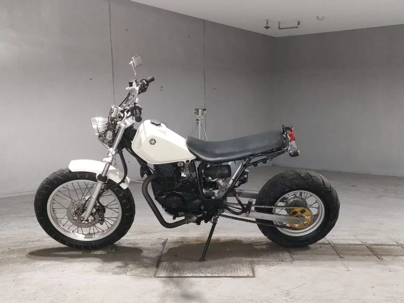 Yamaha TW225