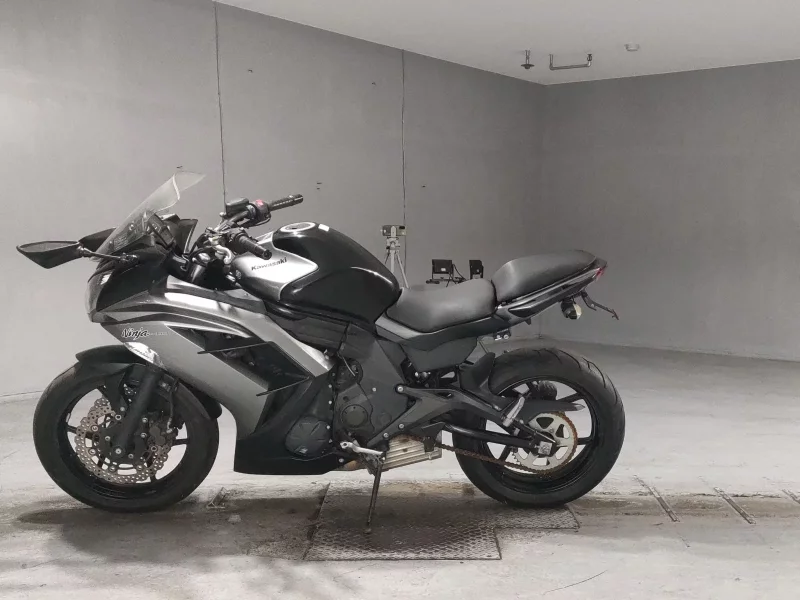 Kawasaki NINJA400