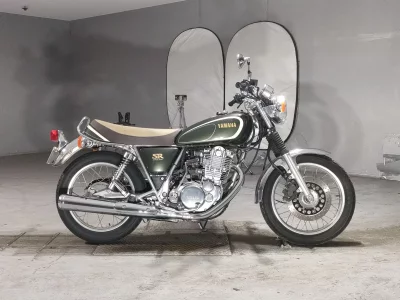 Yamaha SR400-1