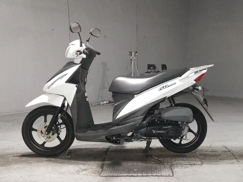 Suzuki ADDRESS V110