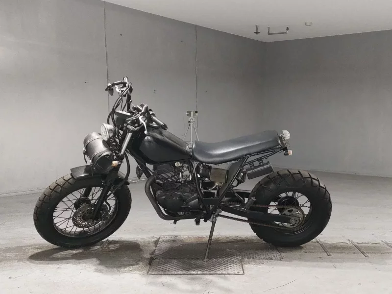 Yamaha TW200