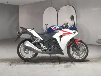 Honda CBR250R