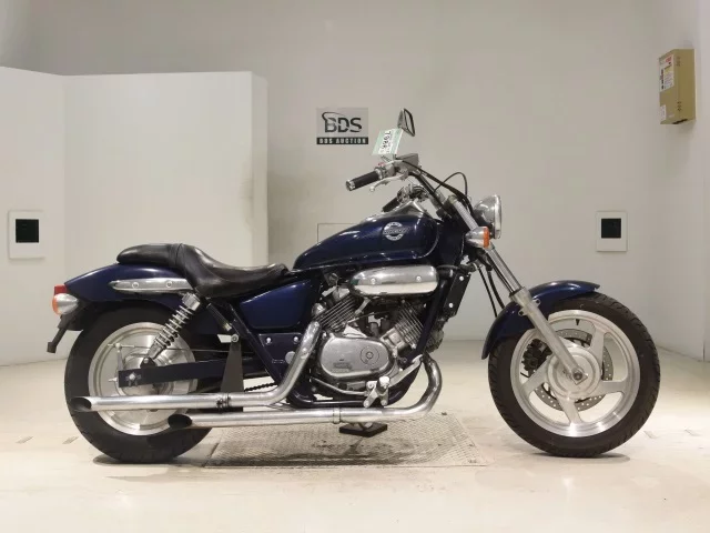 Honda MAGNA 250