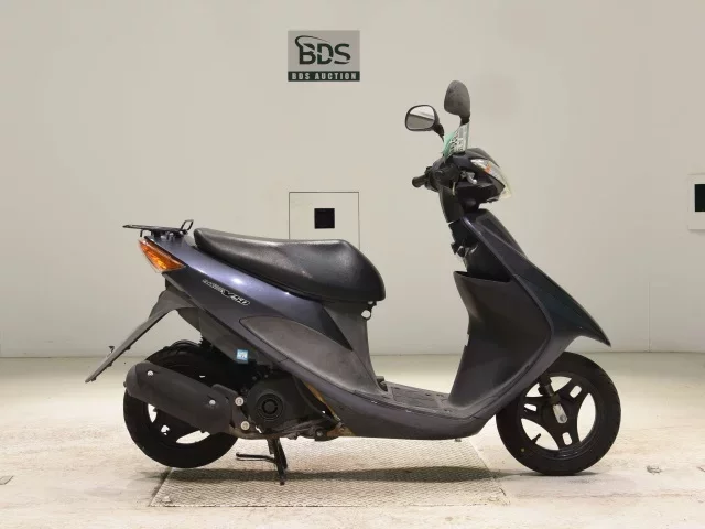 Suzuki ADDRESS V50-3