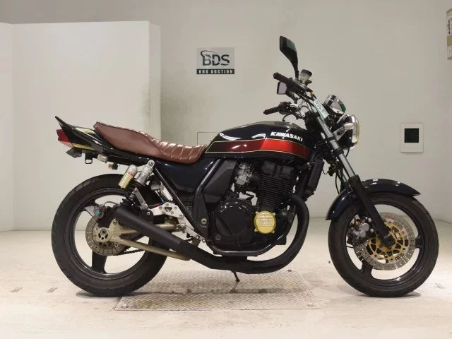 Kawasaki ZRX400