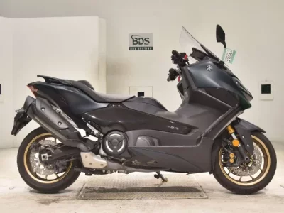 Yamaha T-MAX560T