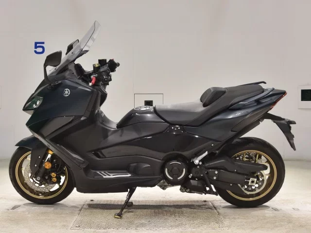 Yamaha T-MAX560T