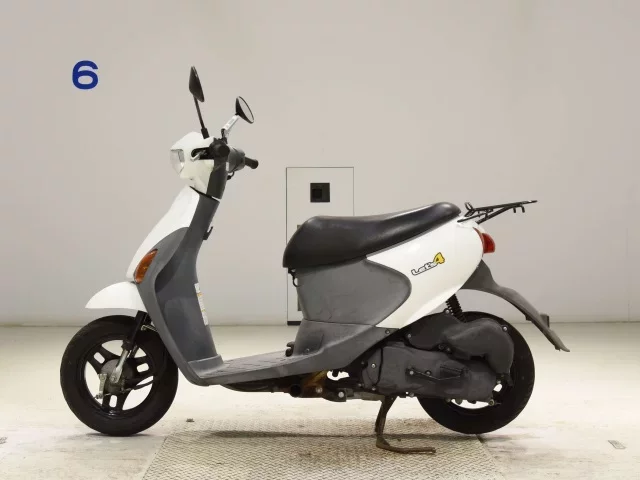 Suzuki LET S4
