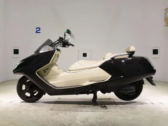 Yamaha MAXAM250