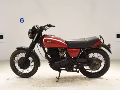 Yamaha SR400-2