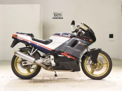 Honda CBR250R