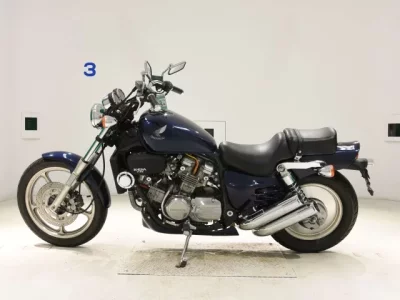 Honda V45 MAGNA