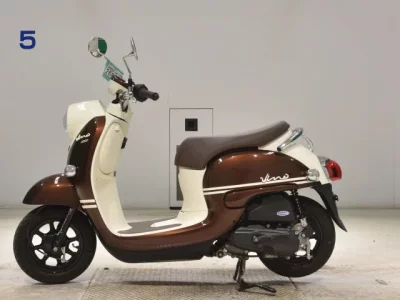 Yamaha VINO-4
