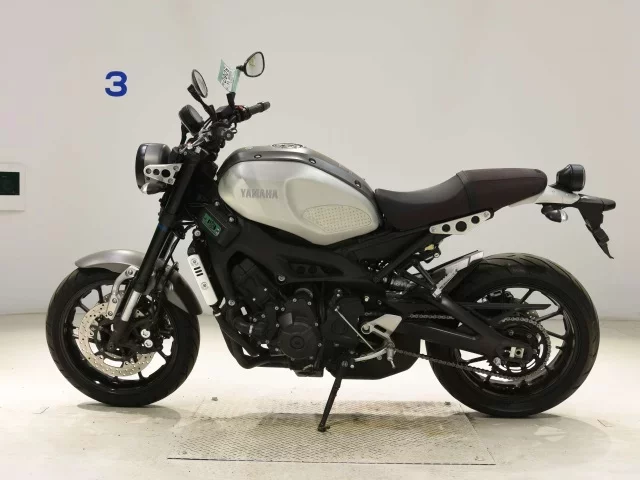 Yamaha XSR900