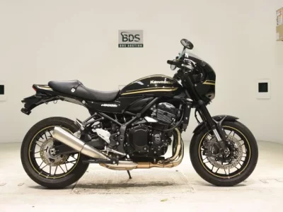 Kawasaki Z900RSKAFE