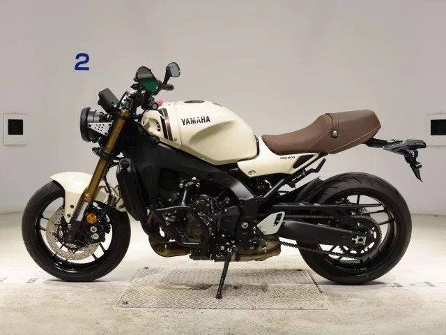 Yamaha XSR900-2